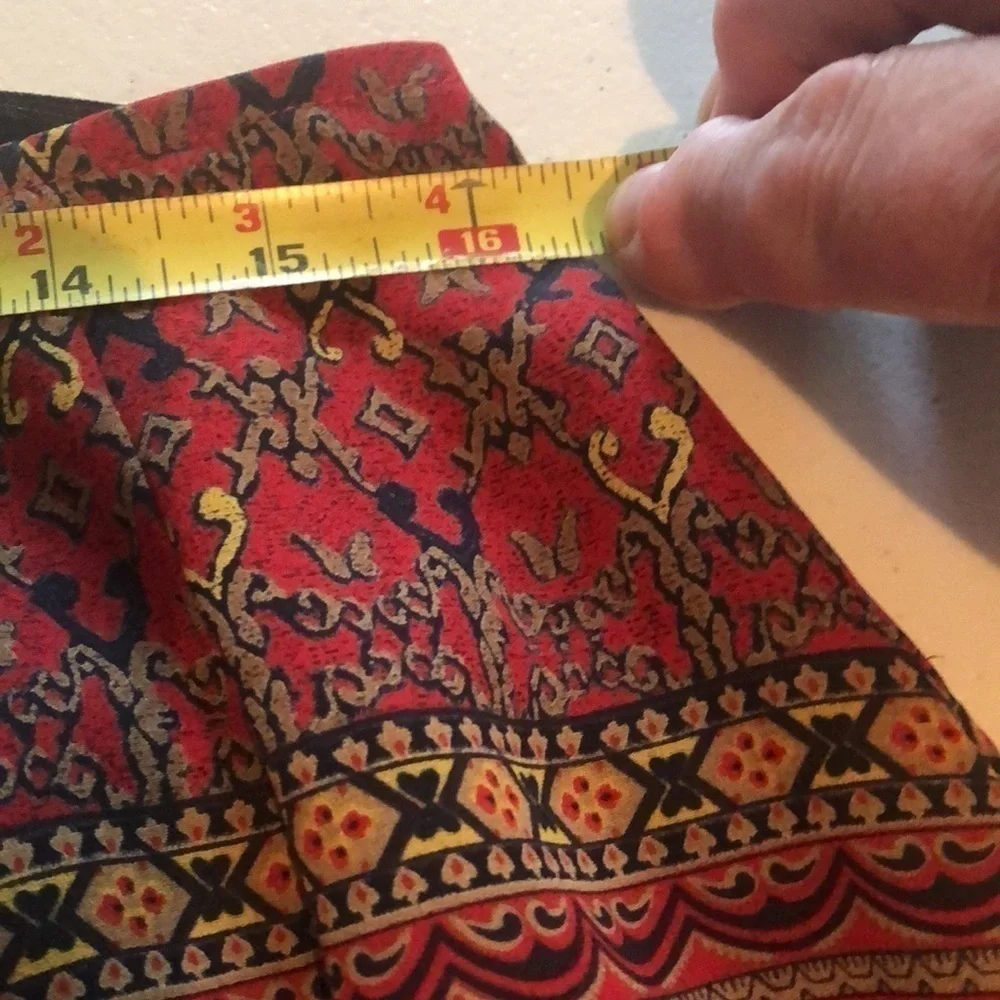 Nygard skirt , red & navy paisley , sz 14